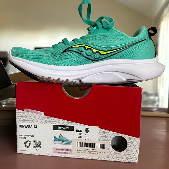 Saucony Kinvara 13 cool mint women’s sneakers - Picture 1 of 3